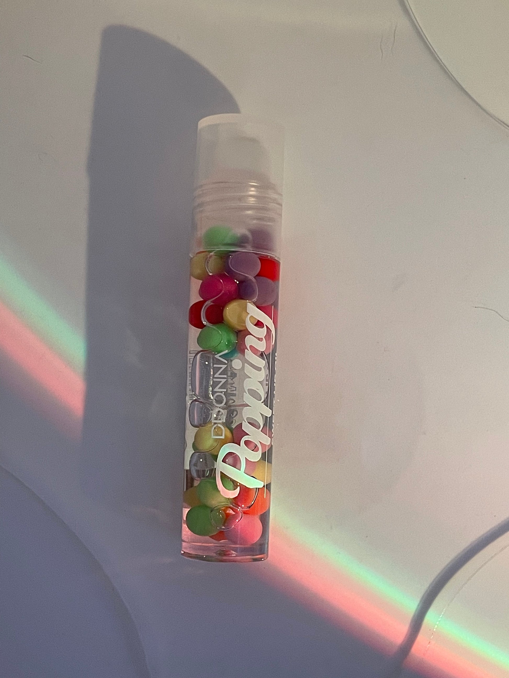 Colourful lip oil